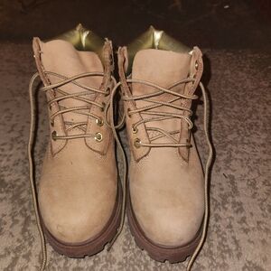 Timberland Tan Kids Boots with Gold Accents
